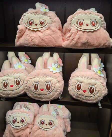 【泡泡瑪特】Labubu POPMART 北京POP MART Labubu樂園 手辦 周邊 限定-抱枕