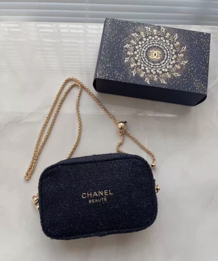 【CHANEL】CHANEL BEAUTÉ 香奈兒限量迷你鏈條包（聖誕限定禮盒款）